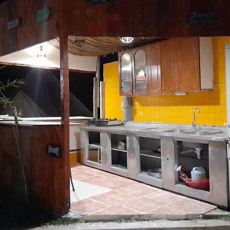 Garden Villa Lake Side & Glamping Ksamil Bagian luar foto
