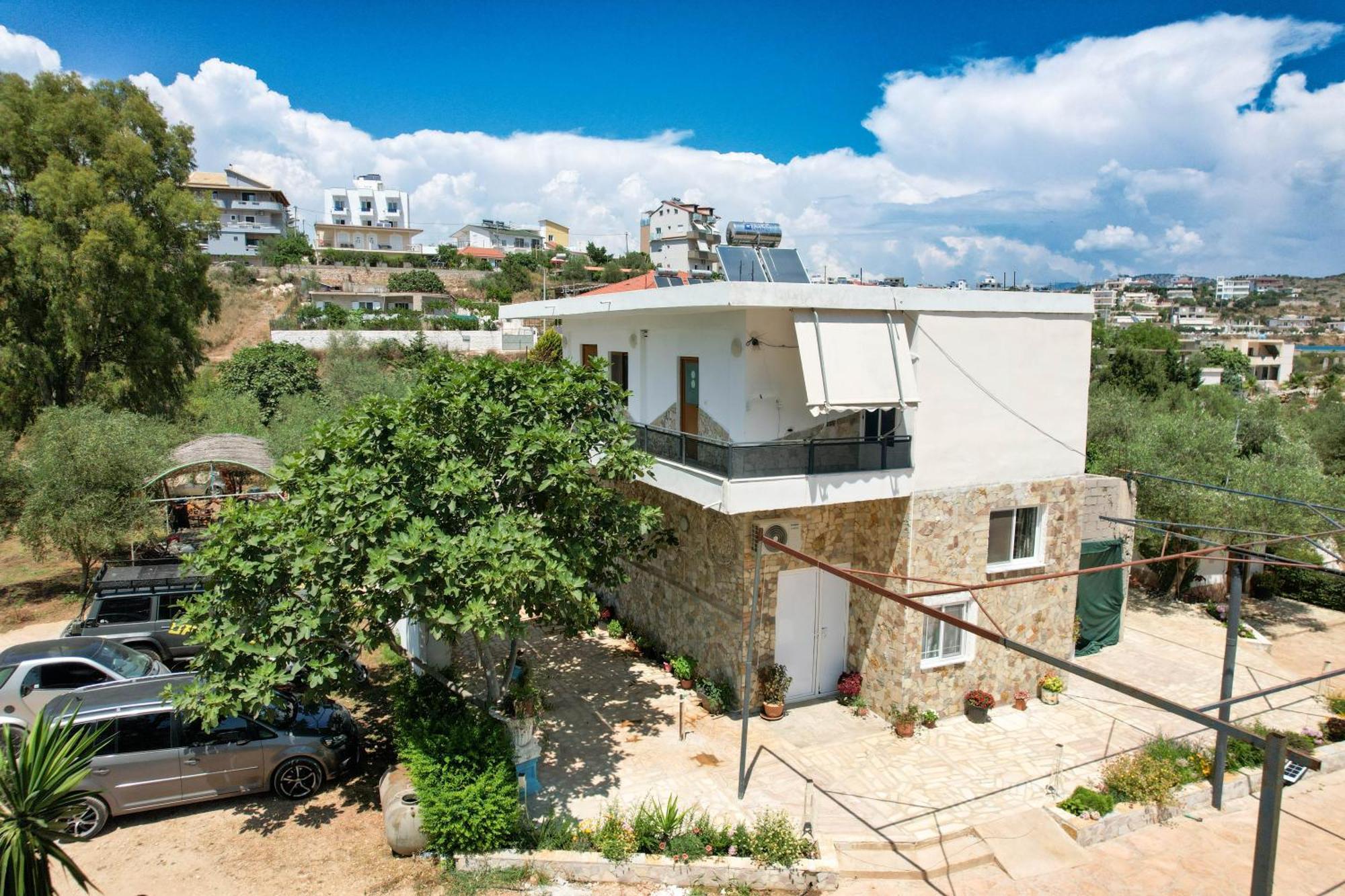 Garden Villa Lake Side & Glamping Ksamil Bagian luar foto