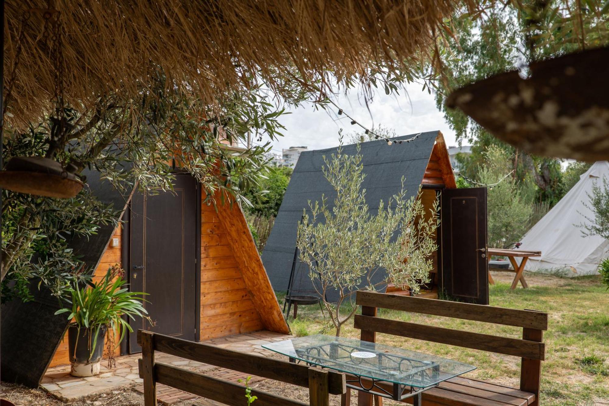 Garden Villa Lake Side & Glamping Ksamil Bagian luar foto