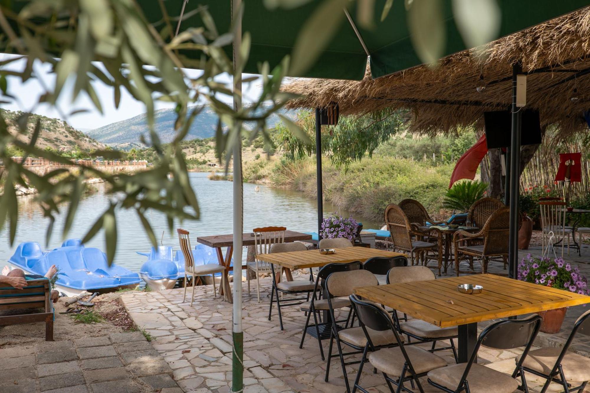 Garden Villa Lake Side & Glamping Ksamil Bagian luar foto