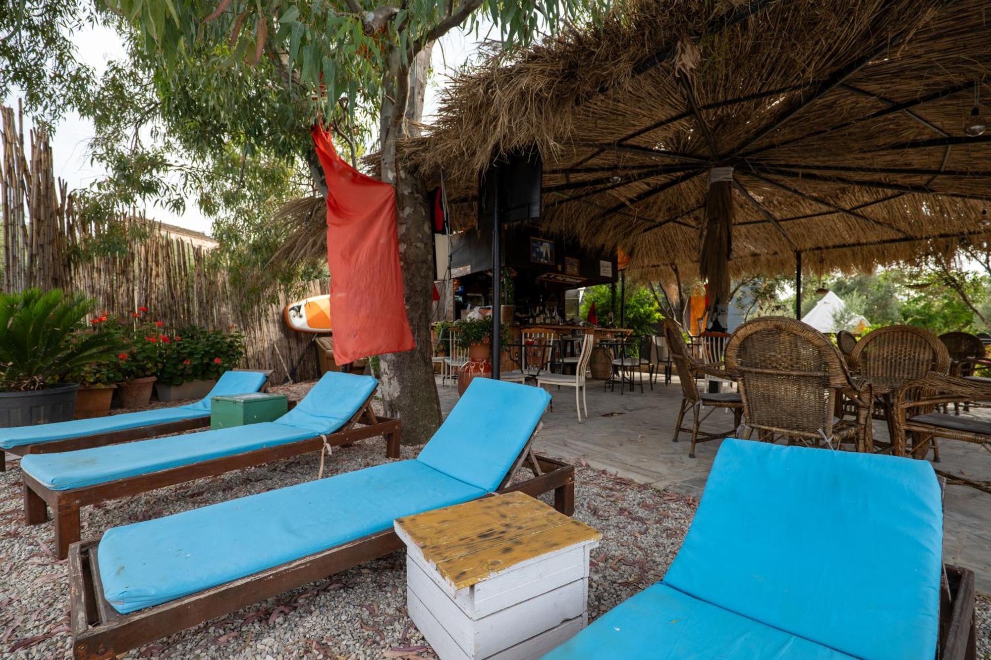 Garden Villa Lake Side & Glamping Ksamil Bagian luar foto