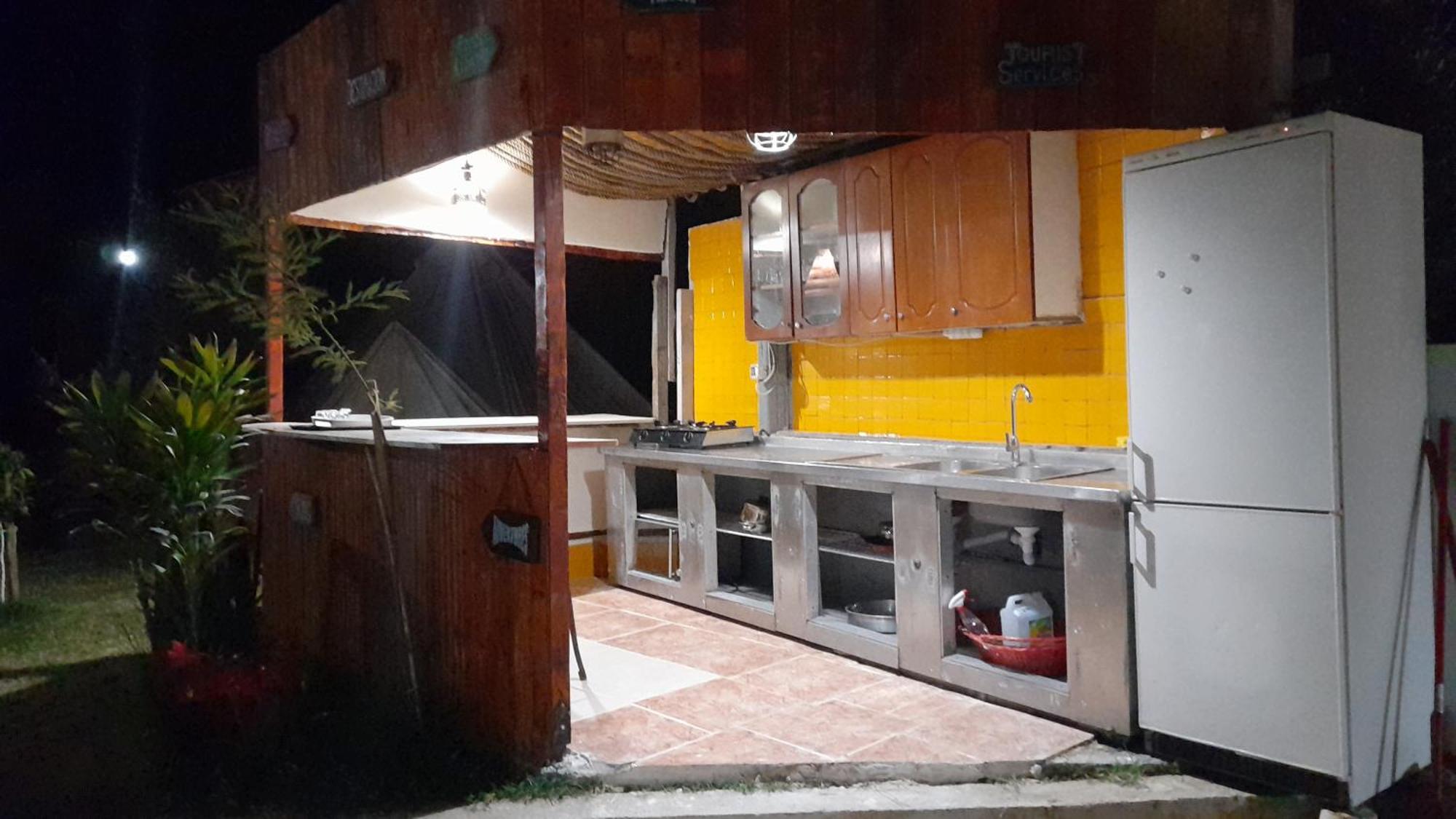 Garden Villa Lake Side & Glamping Ksamil Bagian luar foto